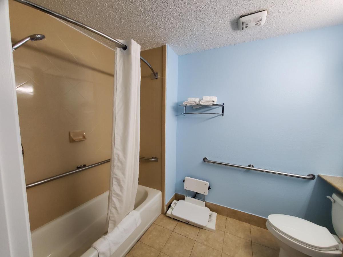 Coastal Inn & Suites Ουίλμινγκτον Εξωτερικό φωτογραφία