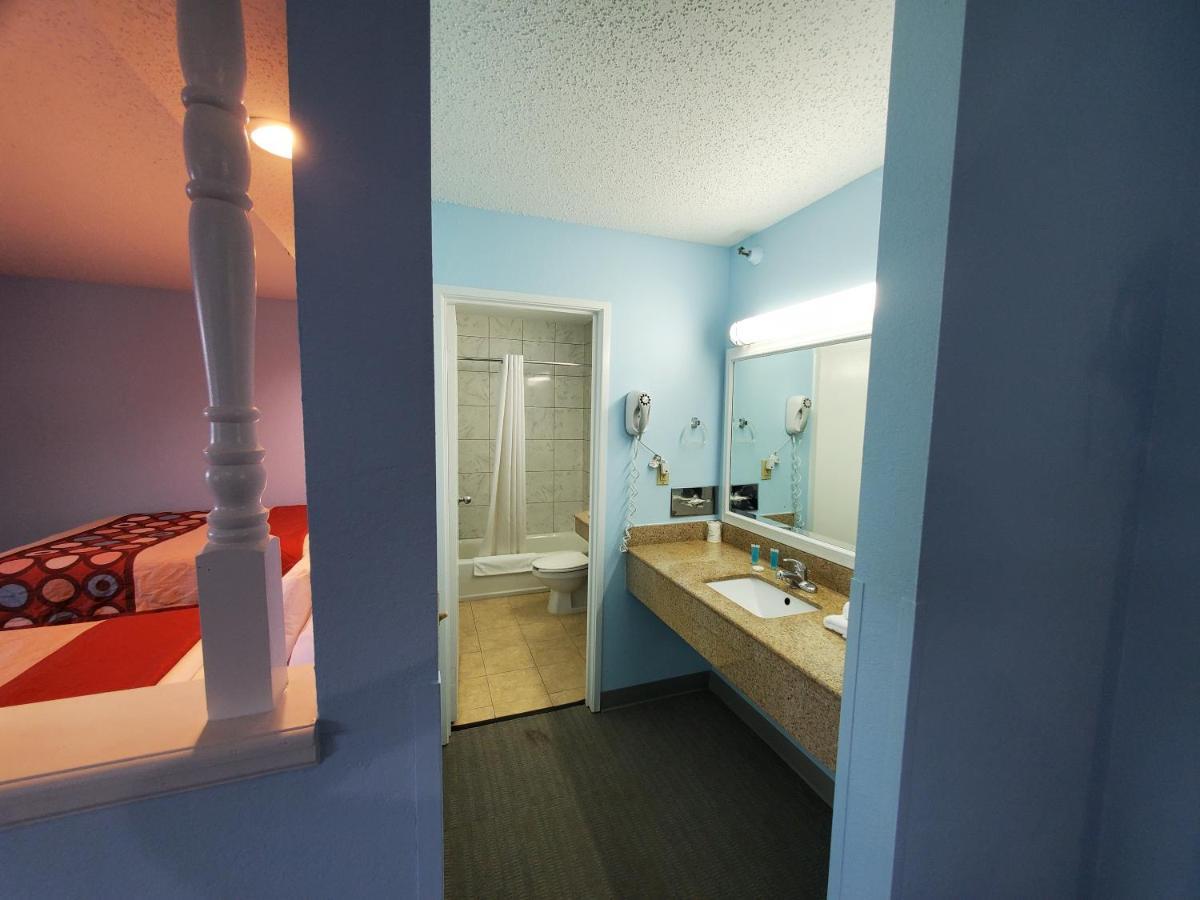 Coastal Inn & Suites Ουίλμινγκτον Εξωτερικό φωτογραφία