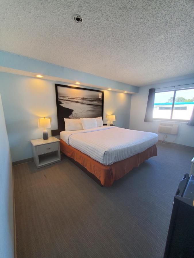 Coastal Inn & Suites Ουίλμινγκτον Εξωτερικό φωτογραφία